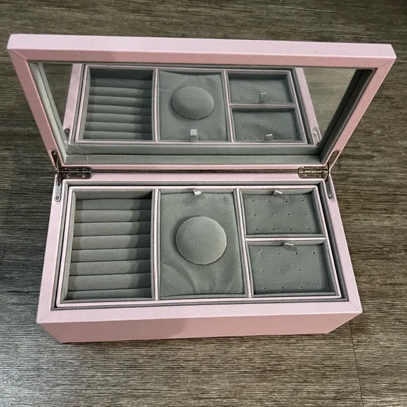 Pandora | Jewelry | Pandora Medium Pink Leather Jewelry Box